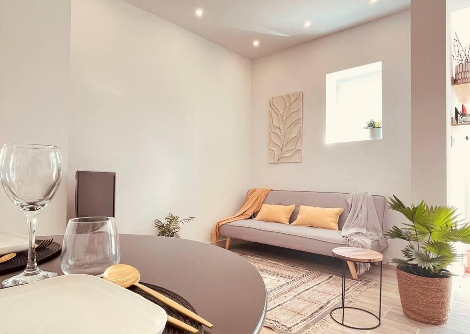 Cozy Apartment With Private Courtyard Barcarena Dış mekan fotoğraf
